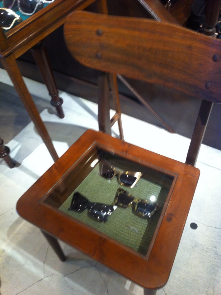 Display de gafas en Opening Ceremony, Shibuya