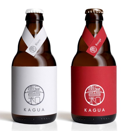 Botellas de cerveza Kagua, diseñadas por Mitsuyoshi Miyazaki
