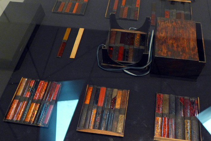 Muestrario de maderas para la vaina de la katana (saya)